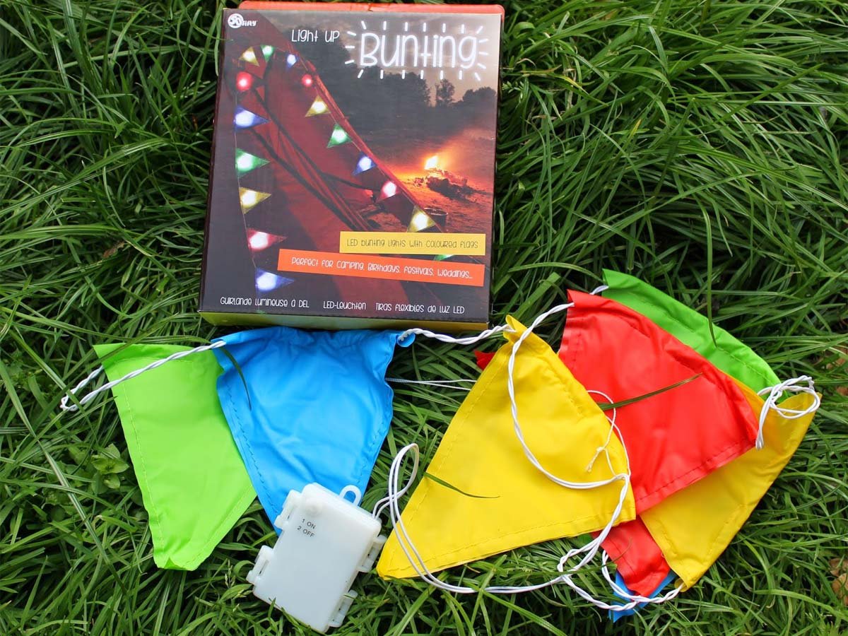 Light up deals bunting