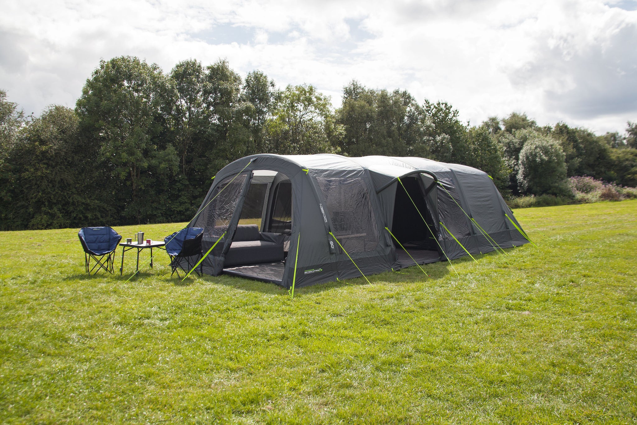 airedale tent Outdoor Revolution Airedale 6s Air Tent With Free Footprint
