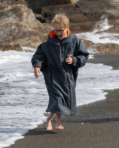 Dryrobe Advance Kids Long Sleeve Dark Grey / Orange